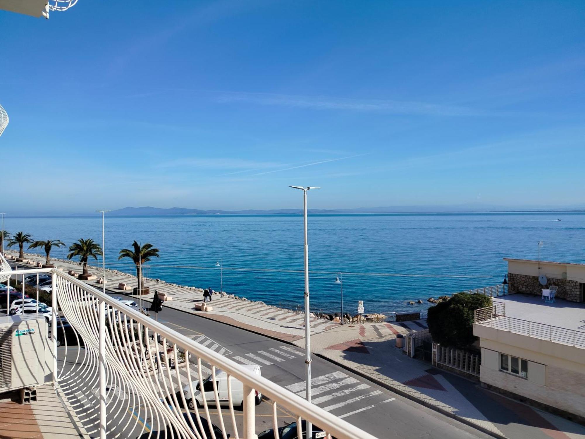 Casa La Marinella Sul Porto Apartment Porto Santo Stefano  Bagian luar foto